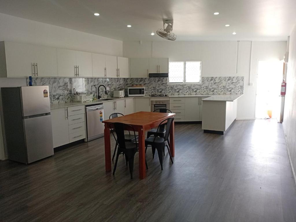 Kuchyň nebo kuchyňský kout v ubytování Pacific Fitness Apartments