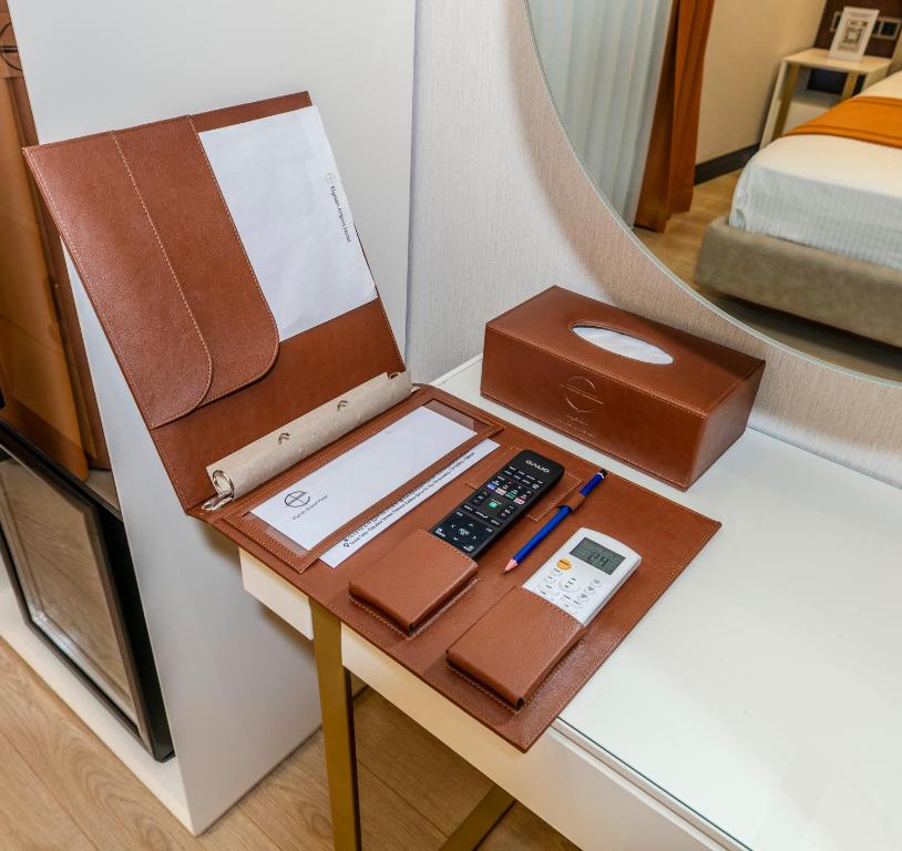 Elysian Airport Hotel & Restaurant - 14