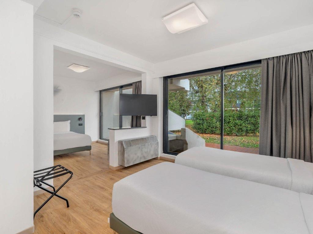 B&B HOTEL Alba - Quadruple Room