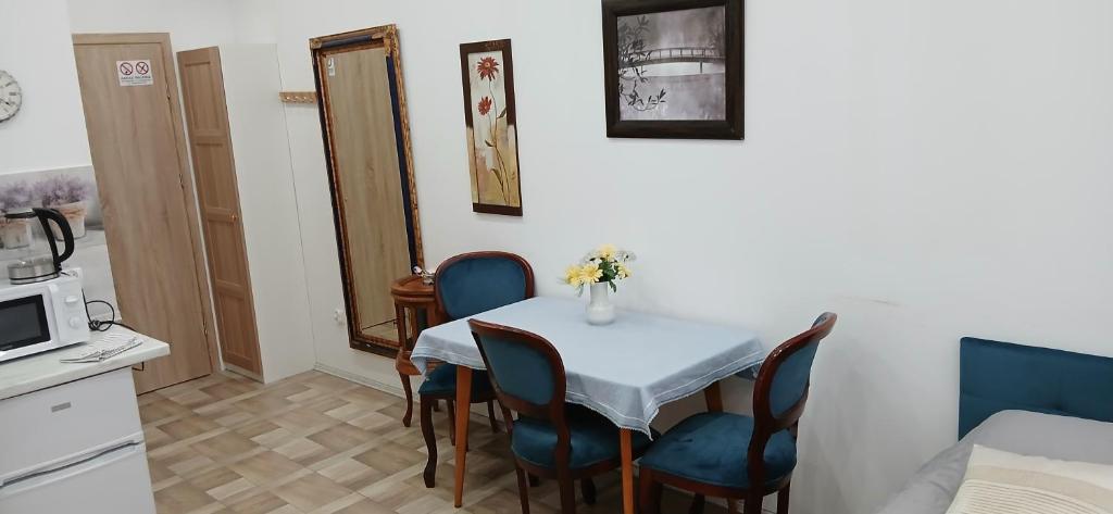 Η κουζίνα ή μικρή κουζίνα στο Cichy Zaułek 9A