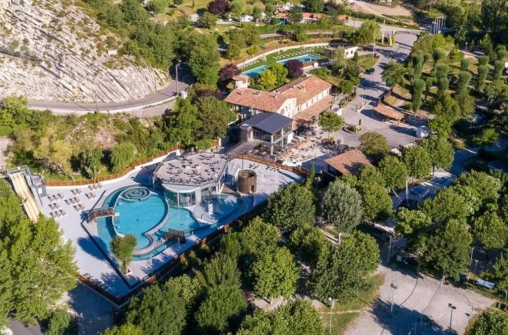 Πισίνα στο ή κοντά στο Camping 5 étoiles - Piscine - ccbbabd