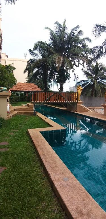 Πισίνα στο ή κοντά στο Executive Residence 2