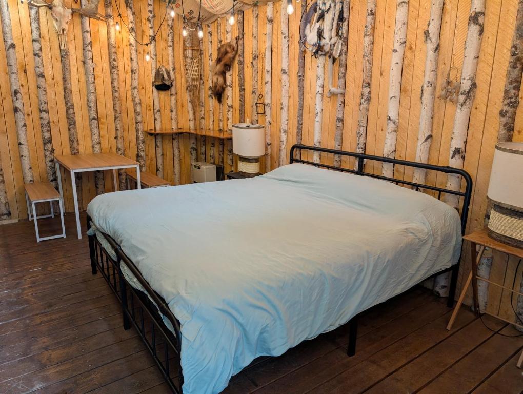 Sven's Basecamp Hostel - Deluxe Familienzimmer