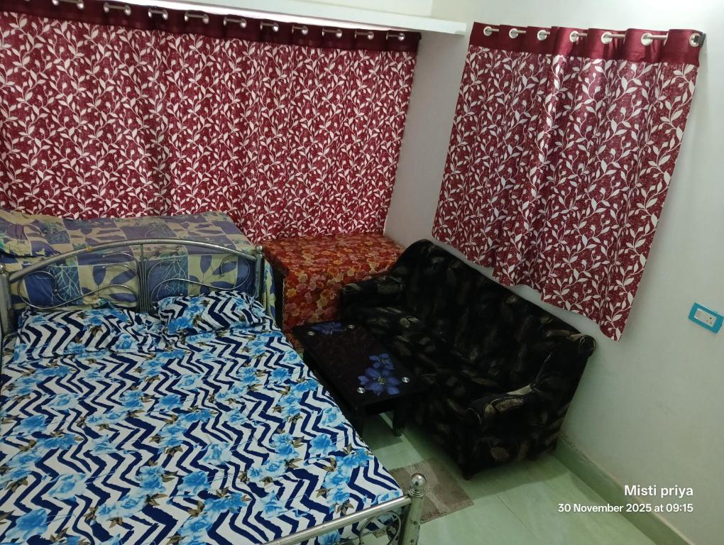 Postel nebo postele na pokoji v ubytování AC Comfort Guest House