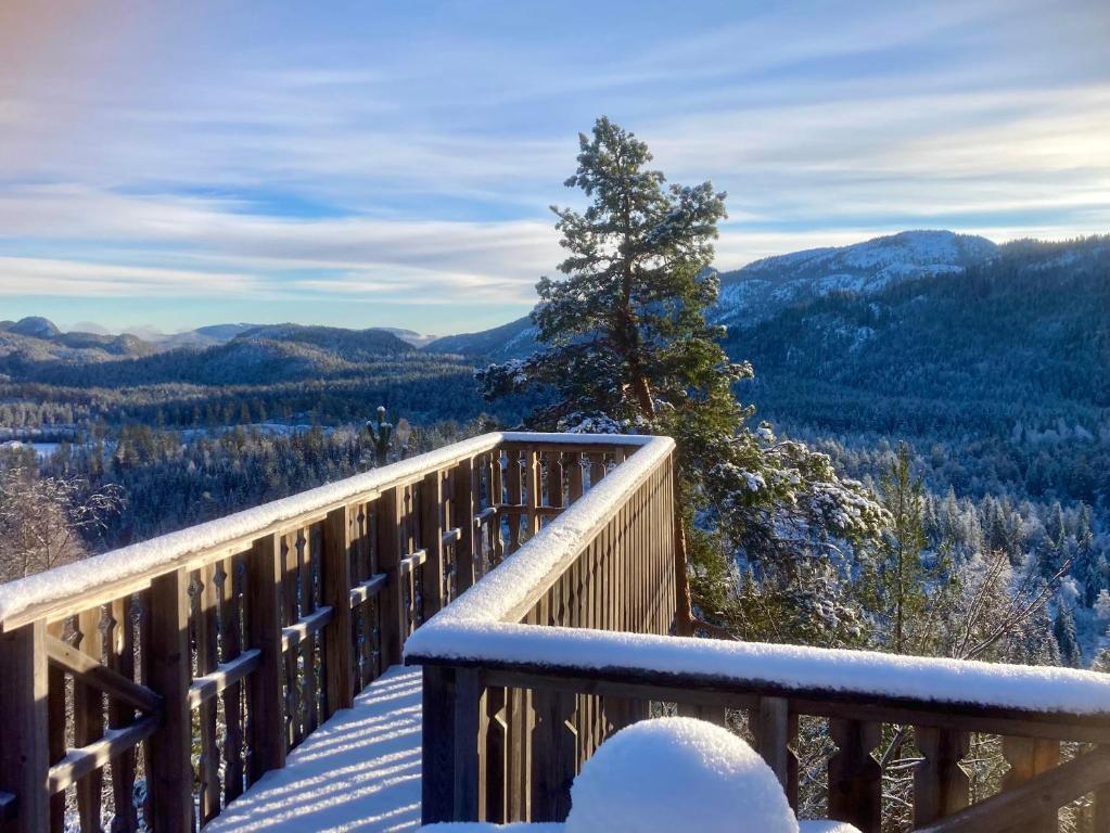 Φυσικό τοπίο κοντά σε αυτό το δωμάτιο σε οικογενειακή κατοικία