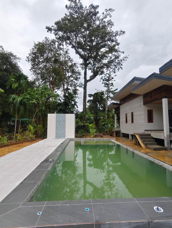 Πισίνα στο ή κοντά στο Bua sawan poolvilla kohlanta
