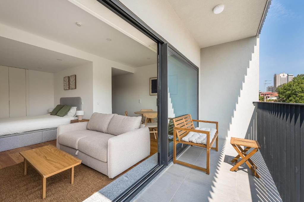 Spacious Studio Apartment