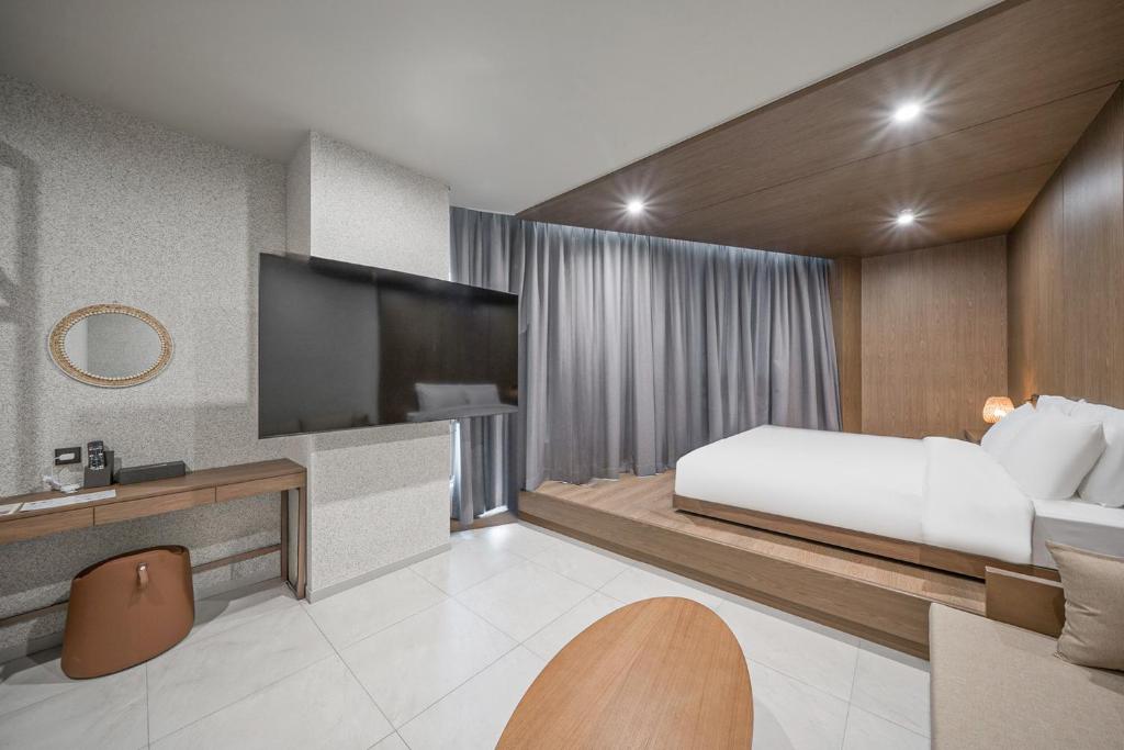 Daegu Dongseongro Giant Hotel - 行政套房