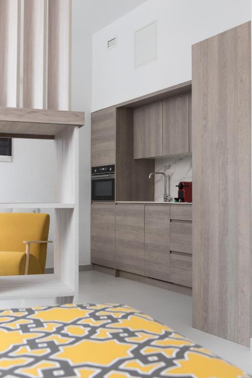 Dobo Madrid Las Torres - Studio