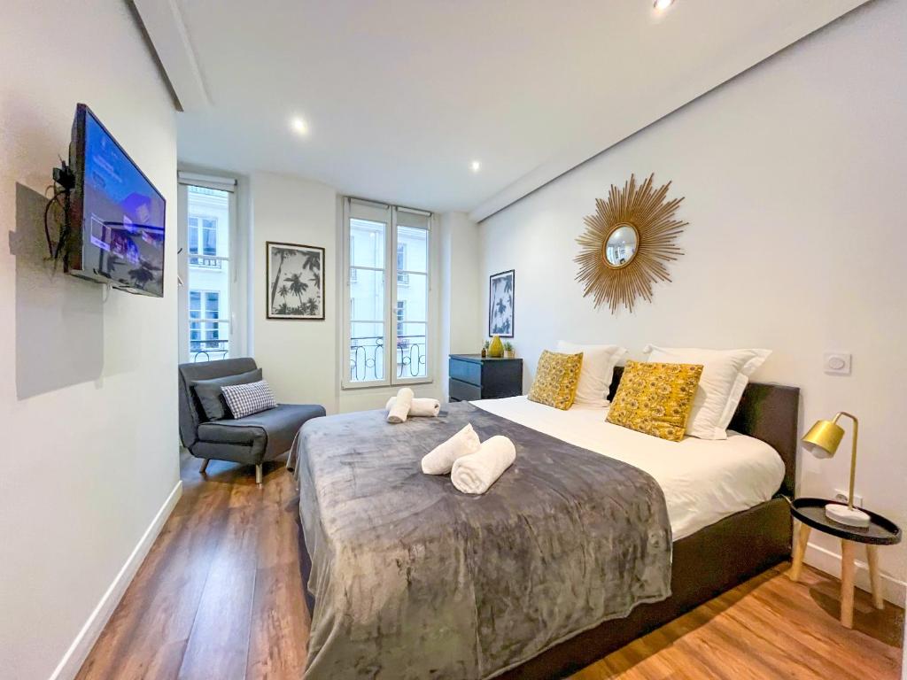 UrbanFlat 206 - Beautiful Studio in the center of Paris