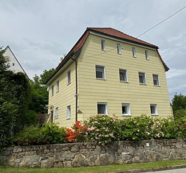 Budova, kde se prázdninový dům nachází