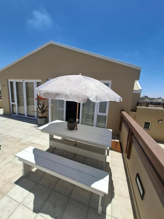 Balkón nebo terasa v ubytování Suite 24 at Stadtmitte Central Self-Catering