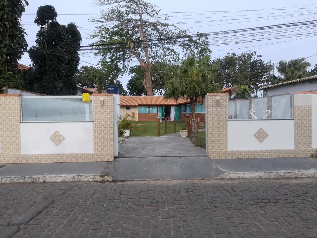 Το κτήριο όπου στεγάζεται  η παραθεριστική κατοικία