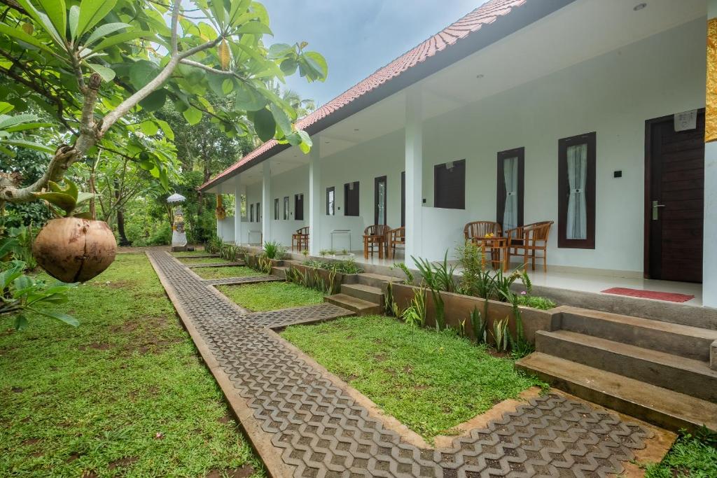 Un jardín fuera de Pristine penida