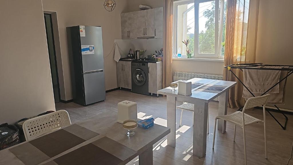 Kuchyň nebo kuchyňský kout v ubytování Meiman House close to Asia Mall