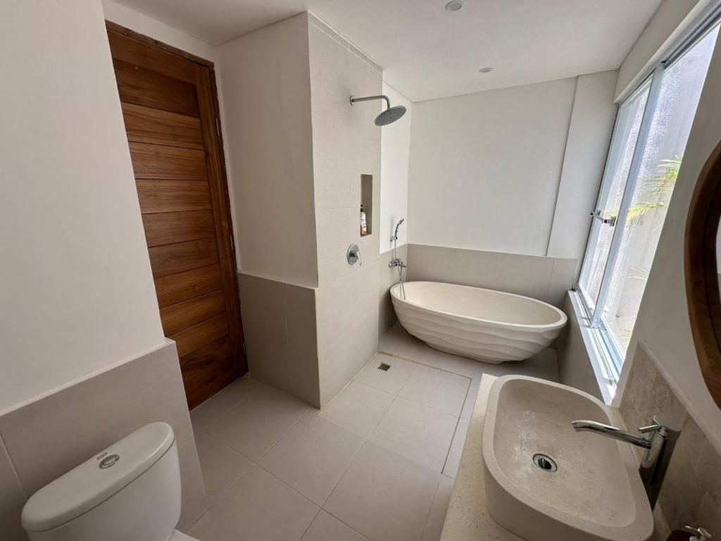 Phòng tắm tại Modern 2BR Private Pool Villa in Uluwatu Pecatu