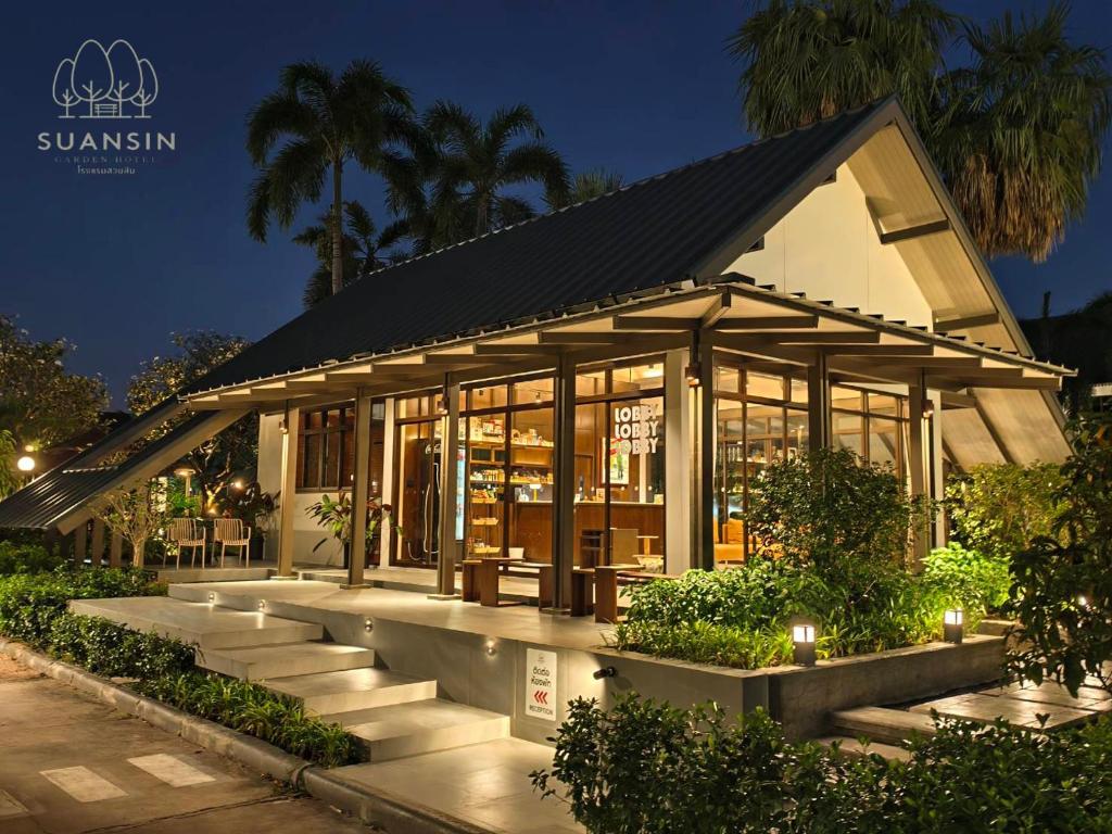 Un jardín fuera de Suansin Garden Hotel โรงแรมสวนสินการ์เด้น