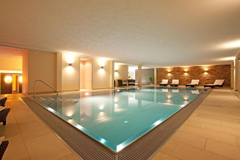 Bazén v ubytování Hotel Lipprandt nebo v jeho okolí