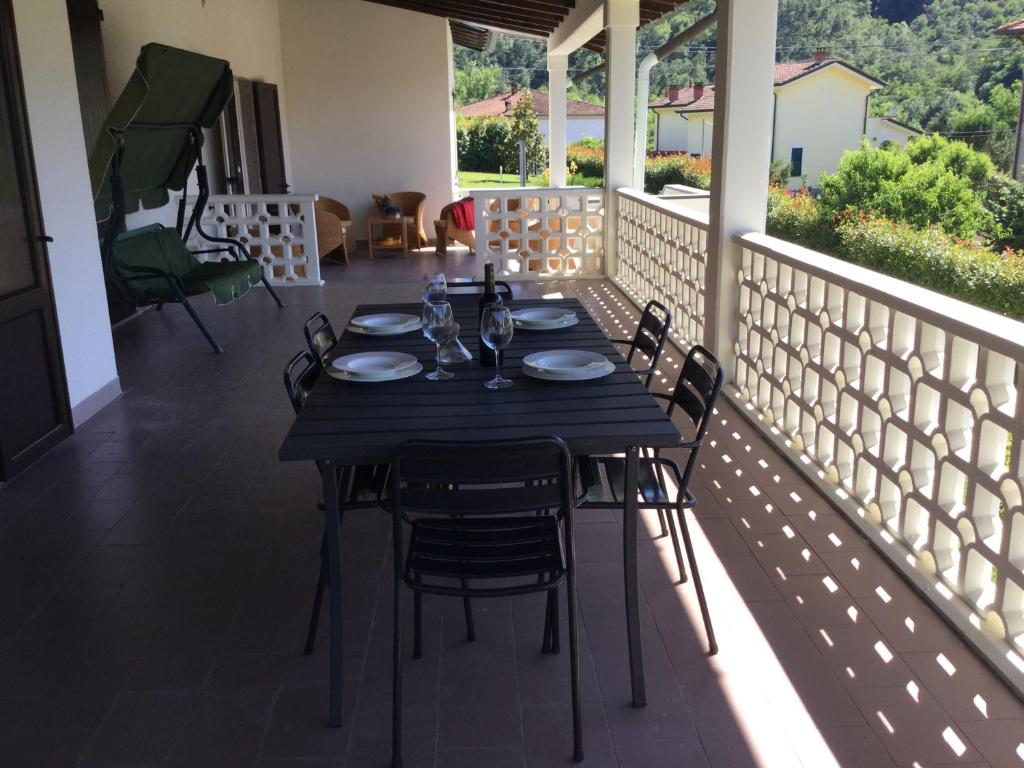 A balcony or terrace at Villa Mara