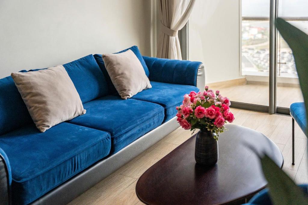 Coastal Charm Seafront Oceanview Apartment - 18