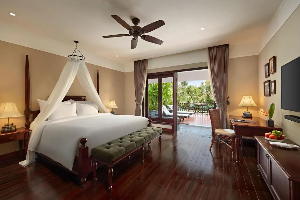 Premium Suite with Terrace - Club Wing