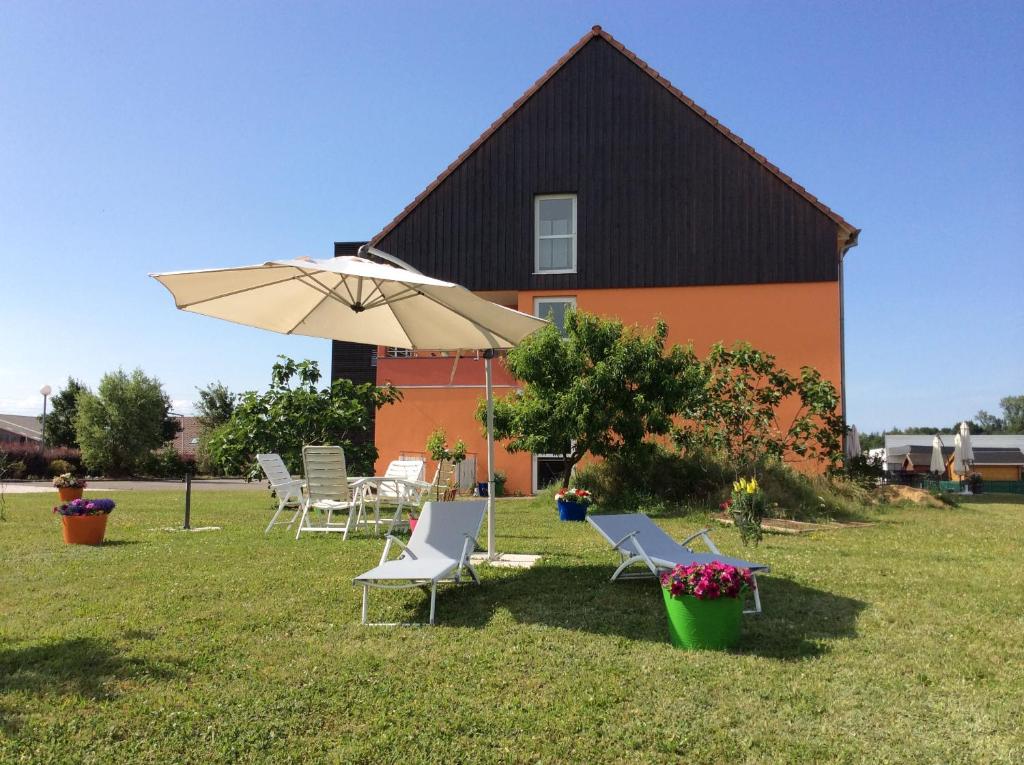 Zahrada ubytování Hôtel Des Bois