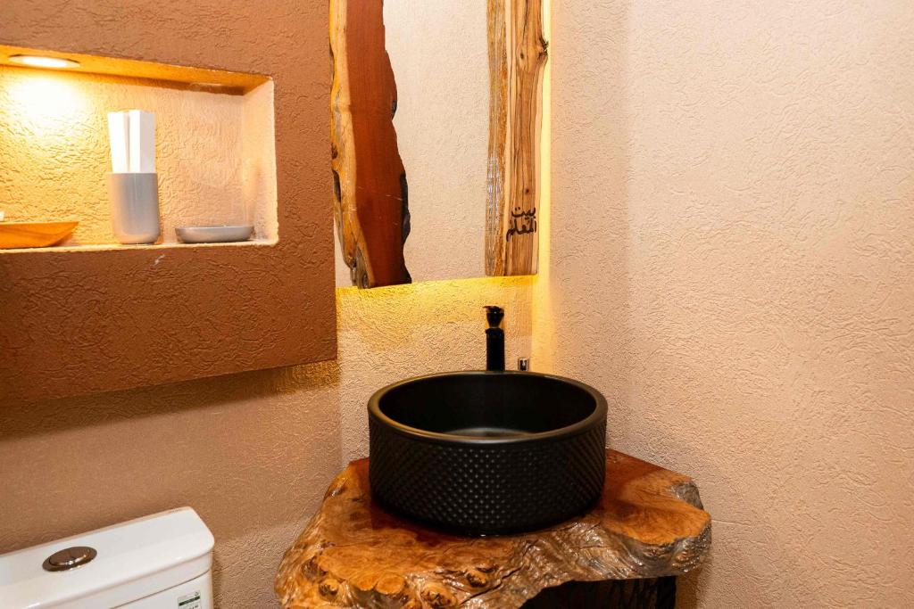 Ένα μπάνιο στο Nomad Inn Tiwi Albir