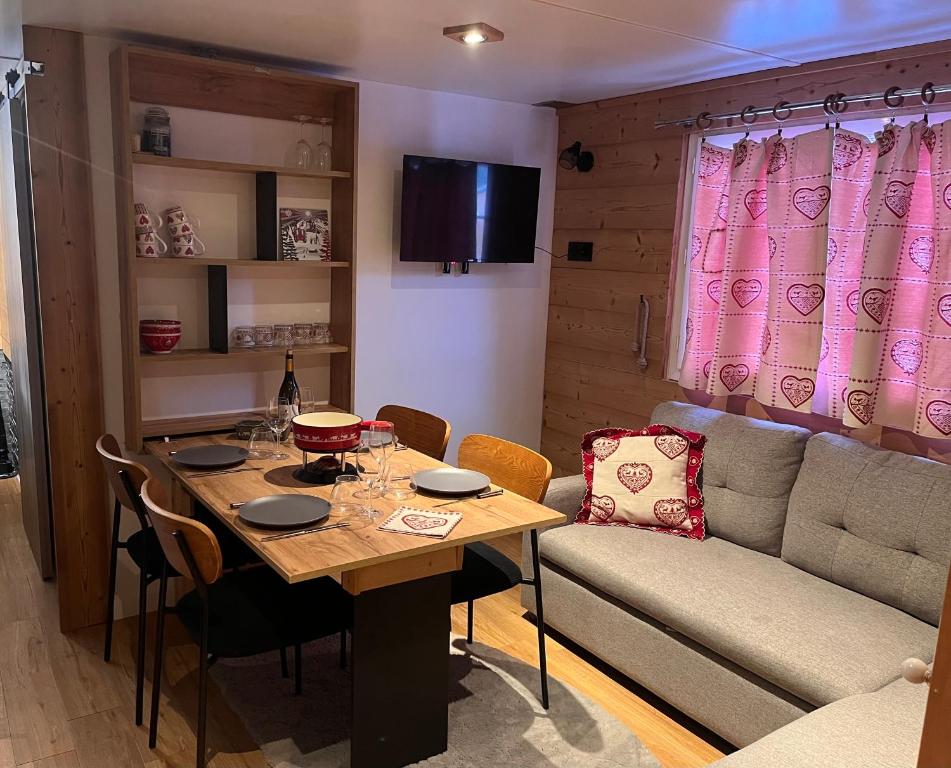 Mobil home au cœur des montagnes