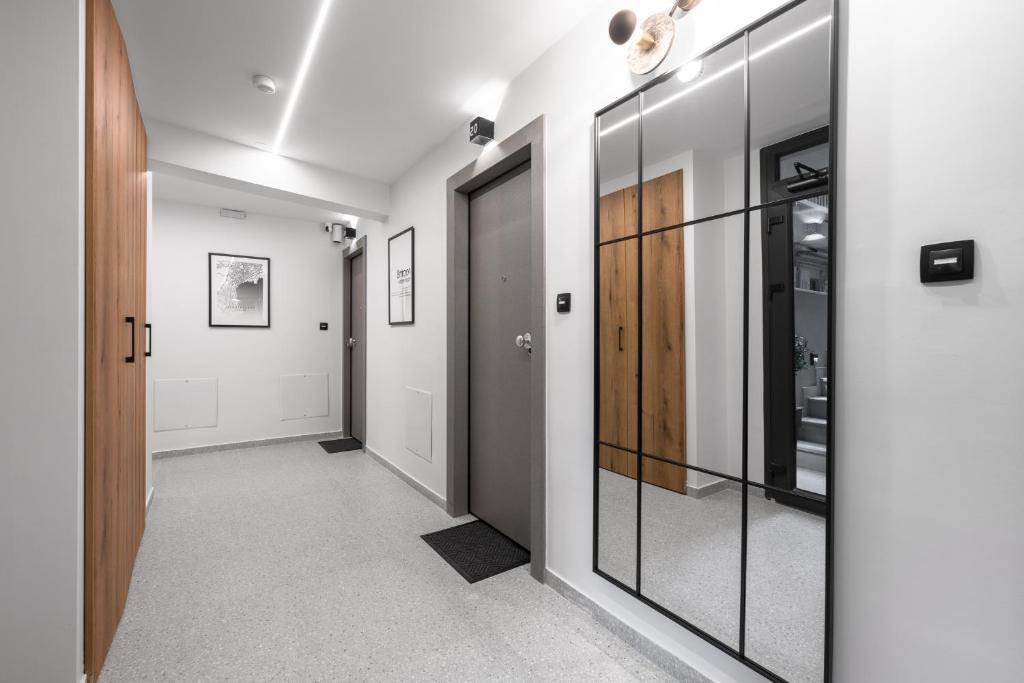 Φωτογραφία από το άλμπουμ του Room8 Suites στη Θεσσαλονίκη