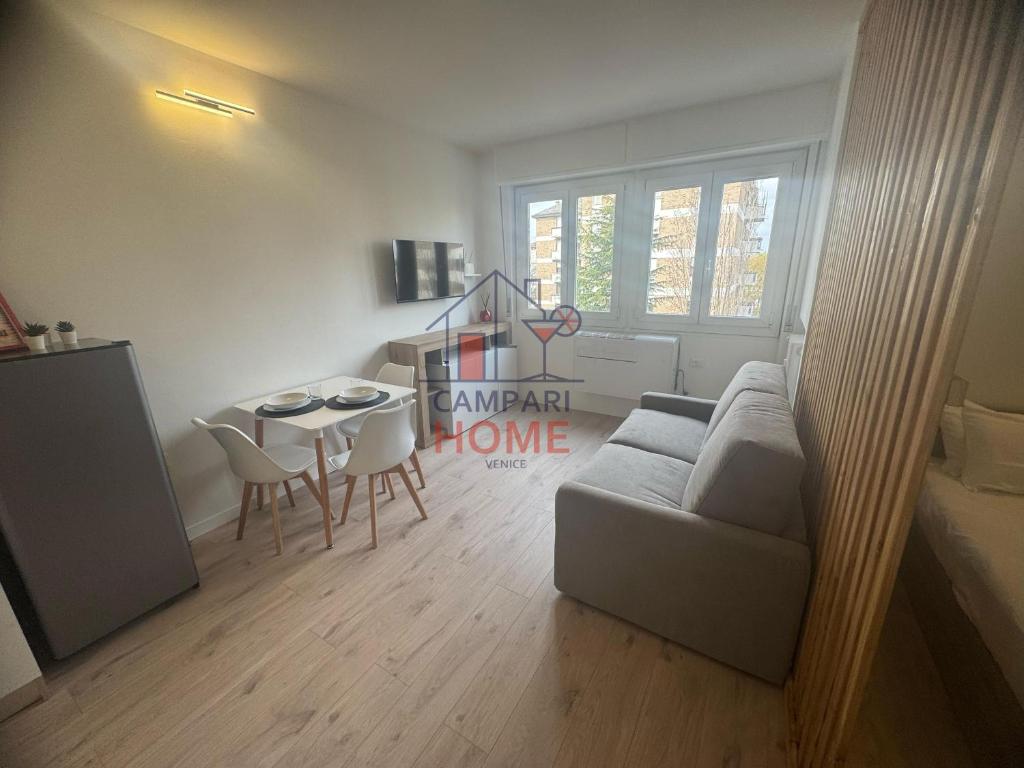 Χώρος καθιστικού στο Campari Home - 15 min da Venezia