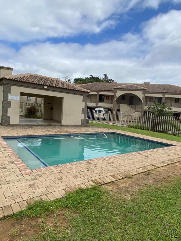 Swimmingpoolen hos eller tæt på 2 Heron street,stonenge vidago 6