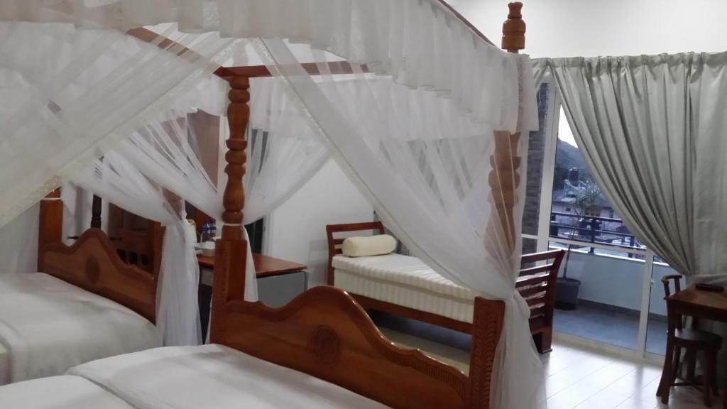 Tea Hills Bungalow - 13