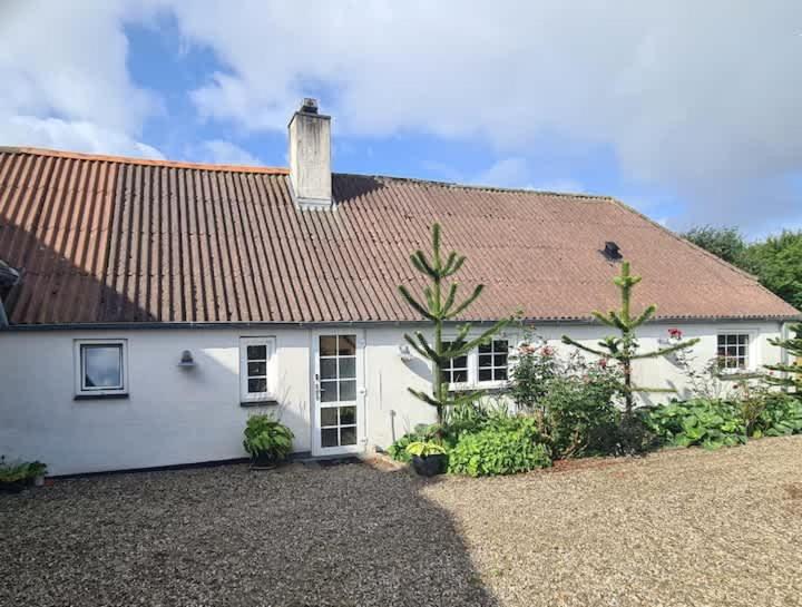 Tòa nhà nơi nhà nghỉ dưỡng tọa lạc