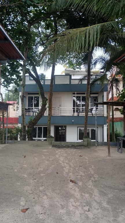 Το κτήριο όπου στεγάζεται  η βίλα