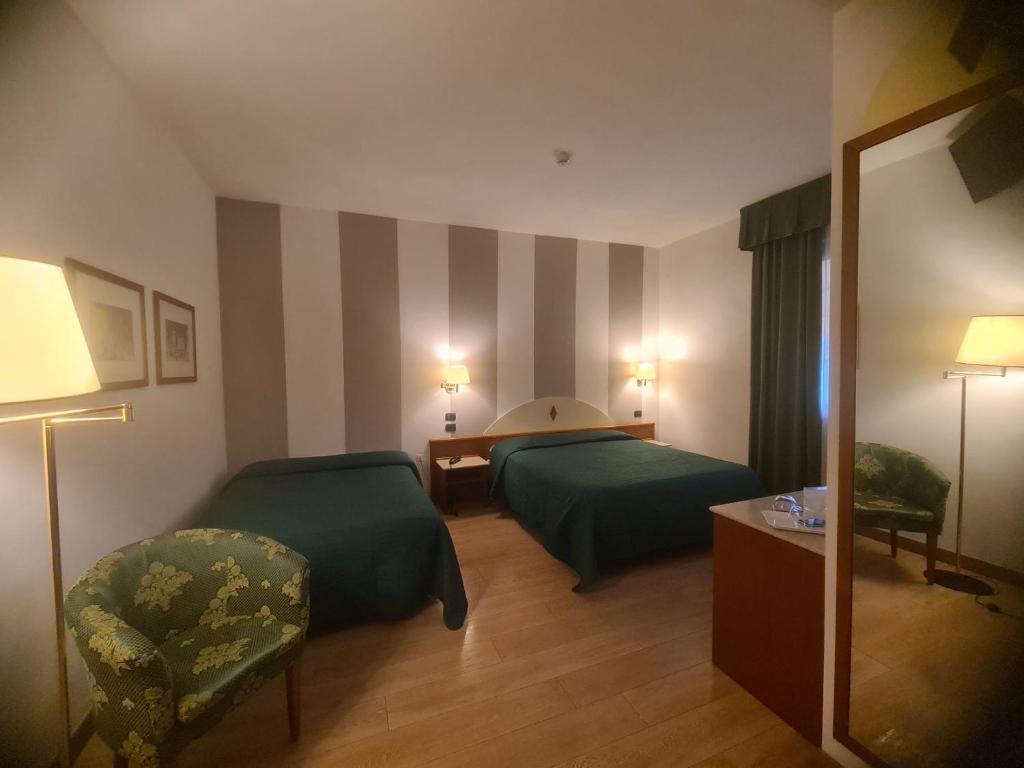 Hotel Le Ville - Habitación Triple