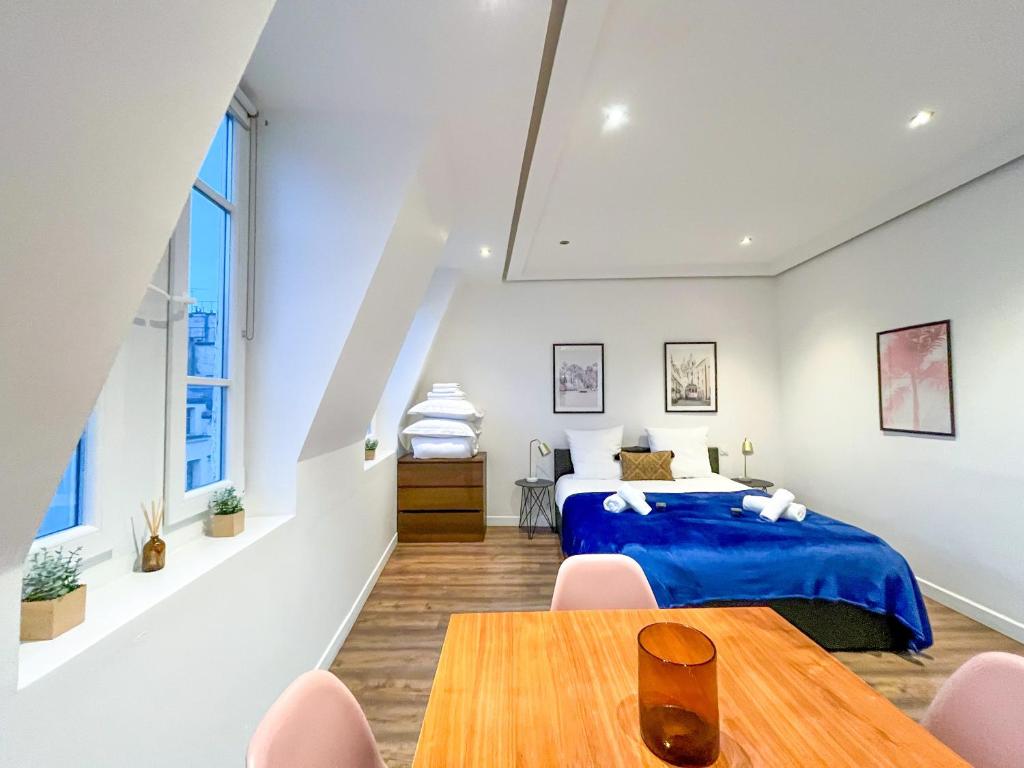UrbanFlat 211 - Large Studio for 4 in the center of Paris