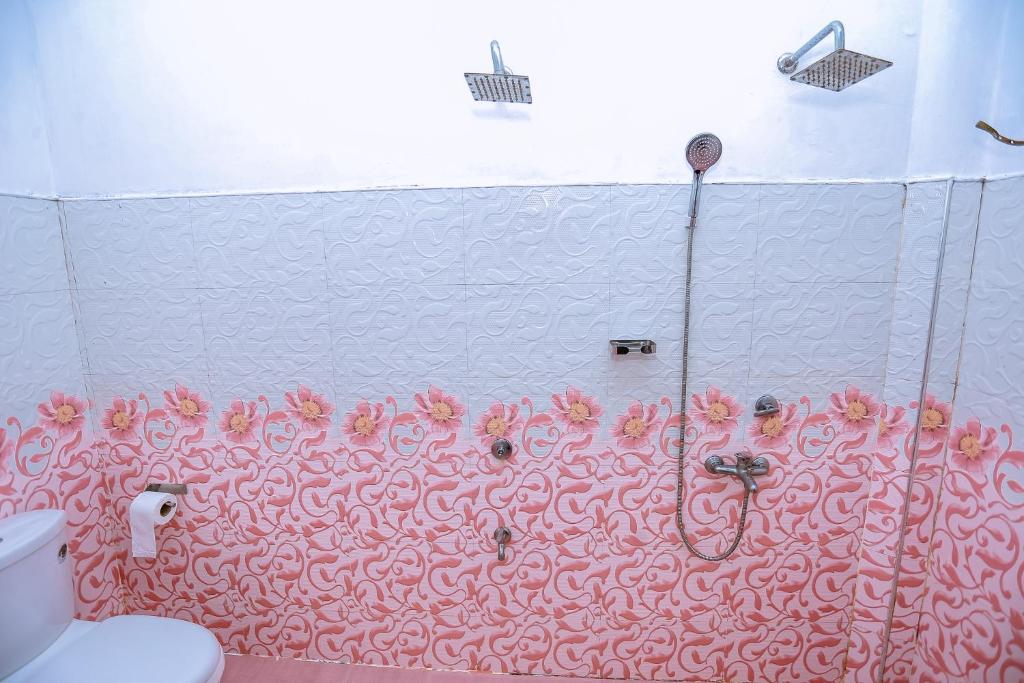 Sanda Hiru Guest - 17