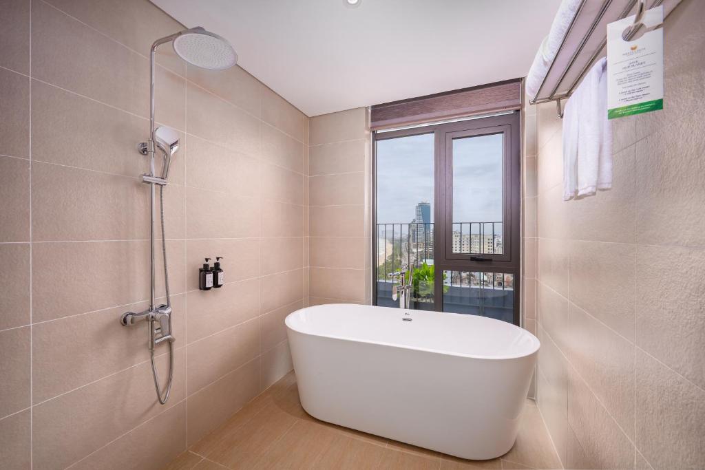 Grand Suite with Ocean View
