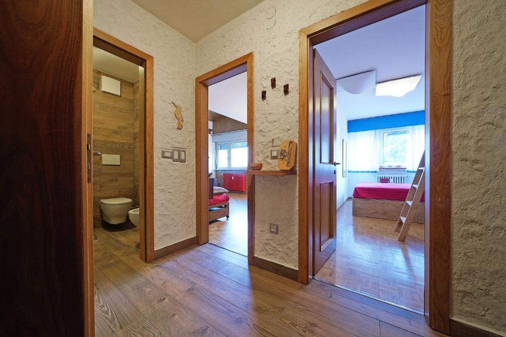 iFlat Apartment Madonna di Campiglio Casa di Betti, Madonna di Campiglio — property photo 3