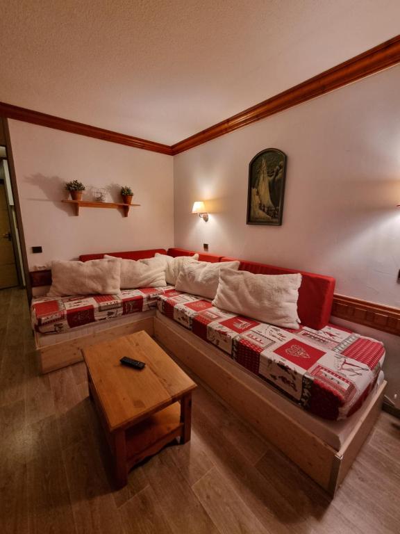 Χώρος καθιστικού στο Creux de l'Ours Mottaret, 3 à 5 couchages