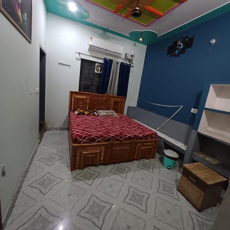 Ένα ή περισσότερα κρεβάτια σε δωμάτιο στο Hotel ALFA