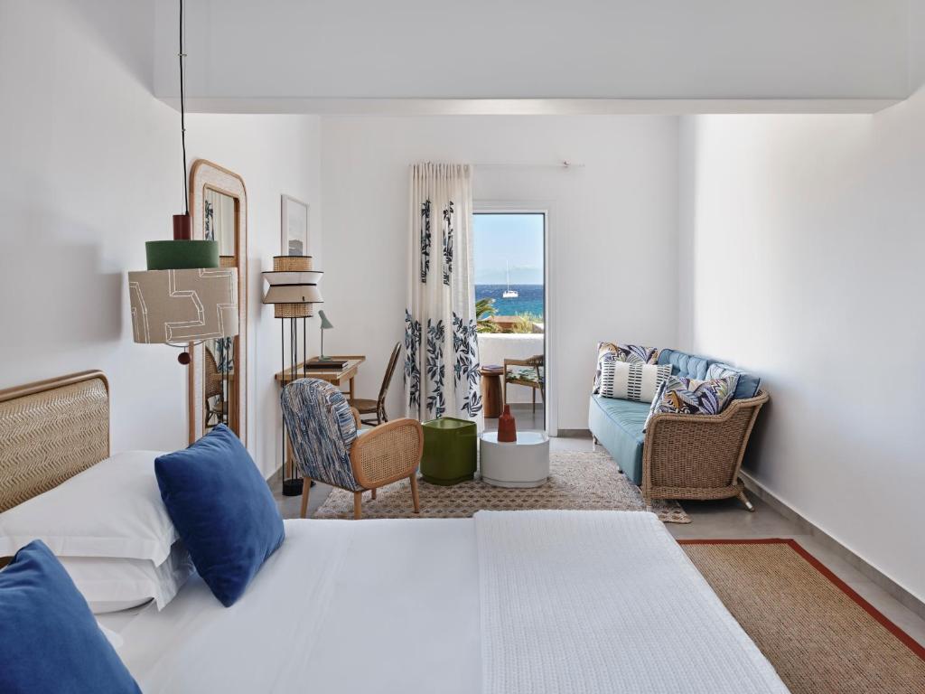 Myconian Sunrise Relais & Chateaux Hotel - 16