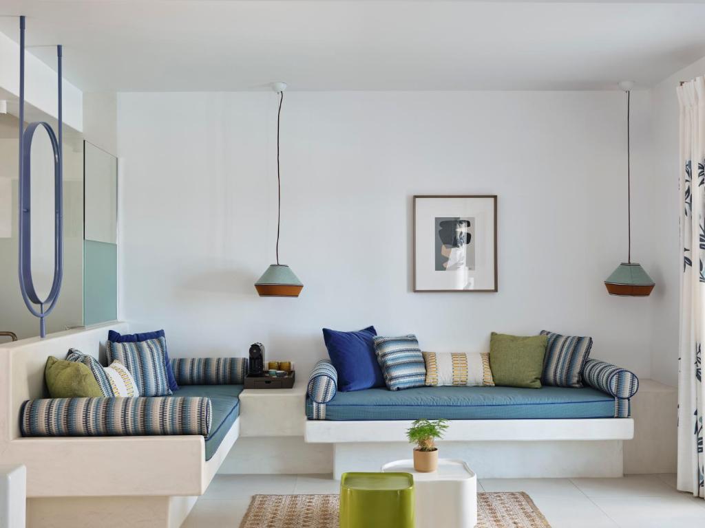 Myconian Sunrise Relais & Chateaux Hotel - 9