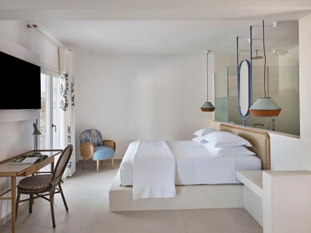 Myconian Sunrise Relais & Chateaux Hotel - 8