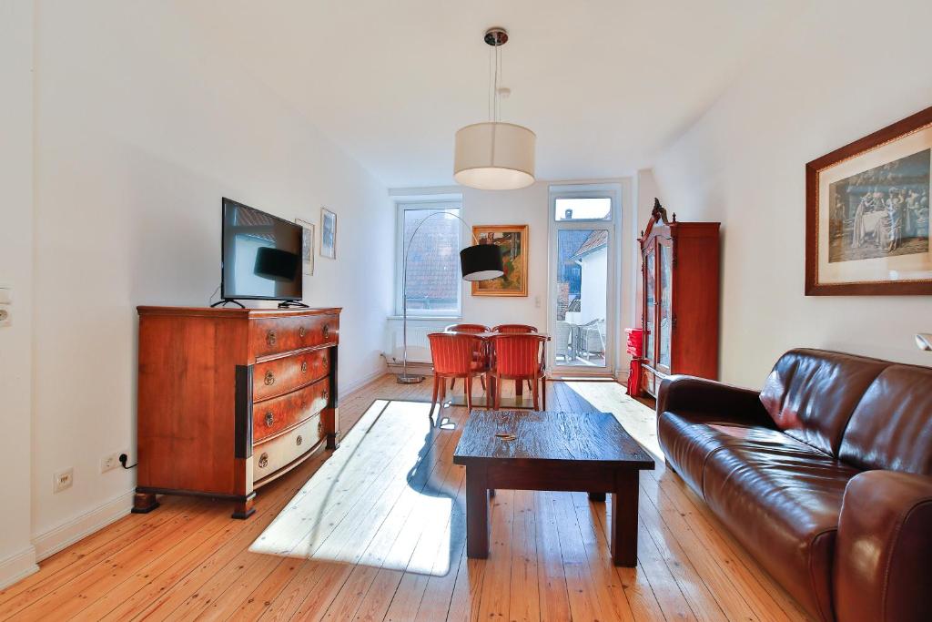 Riverside Apartments - 5