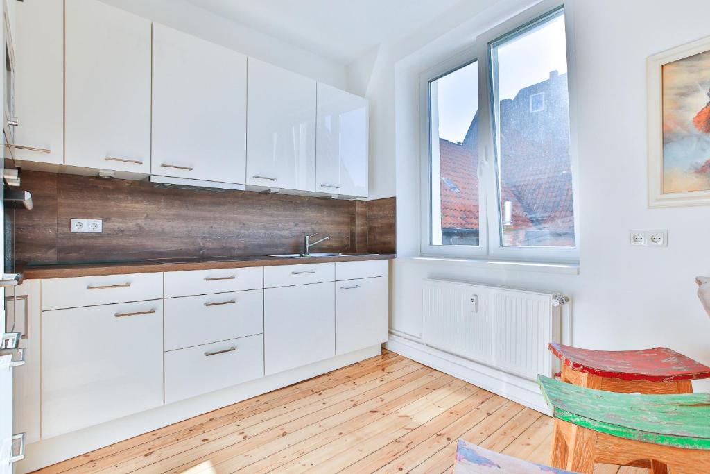 Riverside Apartments - 10