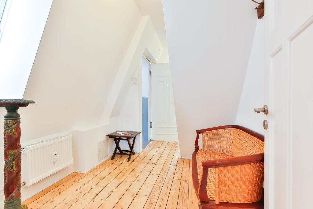 Riverside Apartments - 19