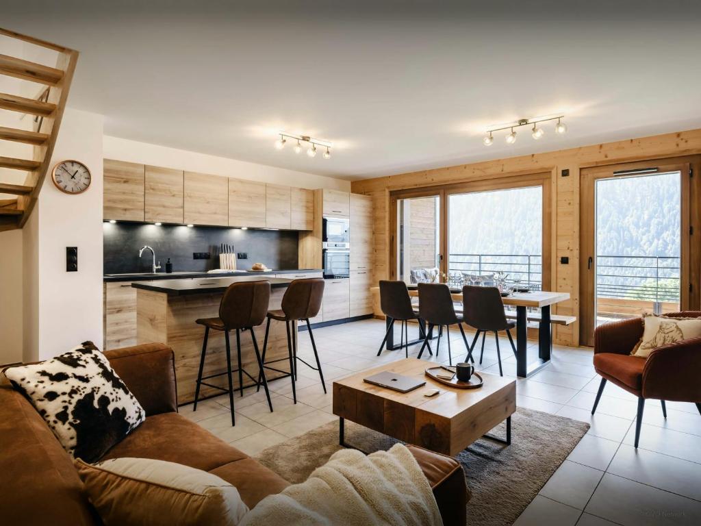 Loft Petit Charbel - OVO Network