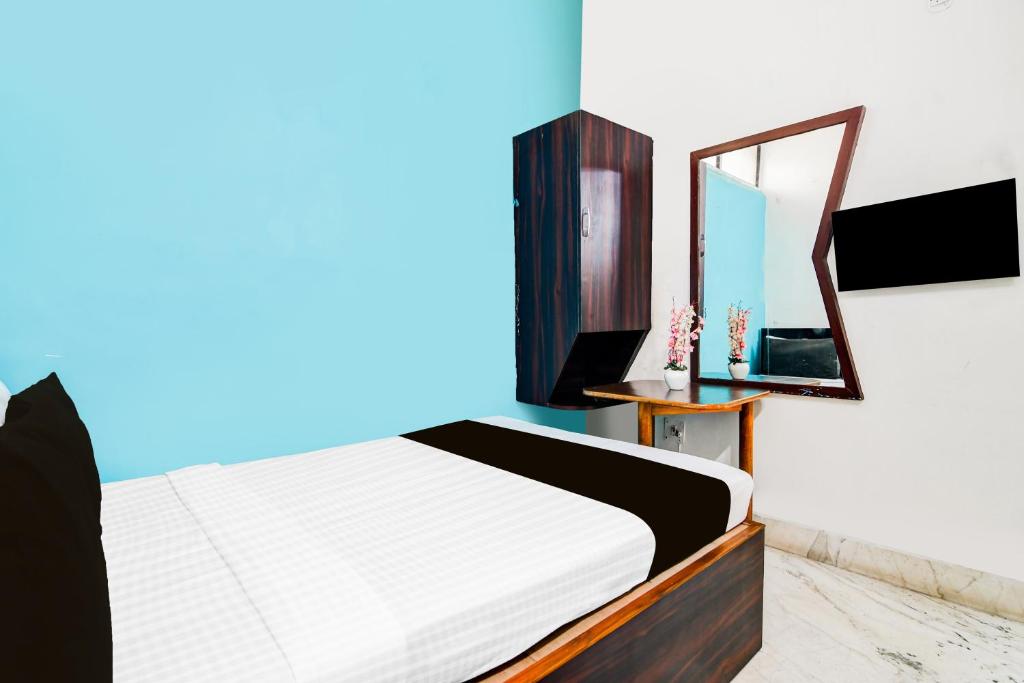 Μια τηλεόραση ή/και κέντρο ψυχαγωγίας στο Hotel O Akash Namostay