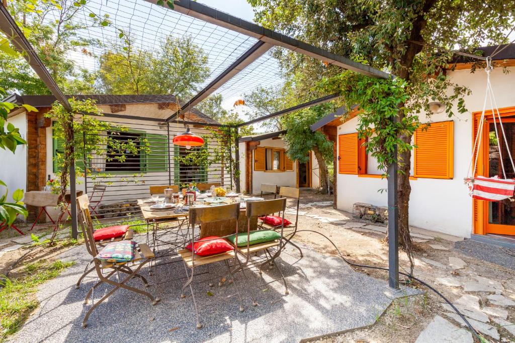 Κήπος έξω από το Miniglamp E.V. - Camping